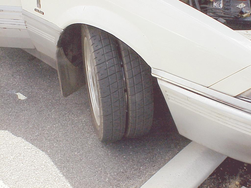 Illustration for article titled Odd find: JJD Twin Tyre Wheels